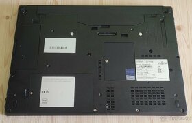 Fujitsu Lifebook E746 / i7-6500U / 8 GB RAM / 256 GB SSD - 3