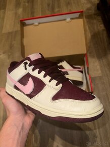 nike dunk low valentines day 2023 - 3