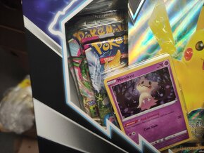 Pokémon Pikachu V Box 2x Evolving Skies - 3