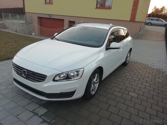 Volvo V60 D2,Rok 2015 - 3