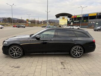 Mercedes-Benz Třídy E 220d, 4MATIC,BURMESTER,PANO,MULTIBEAM - 3