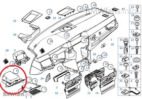 BMW E60/E61 uzavíratelná přihrádka pod volant - 3