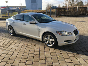 Jaguar XF V8 - 3