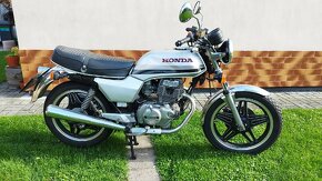 Honda CB250 - 3