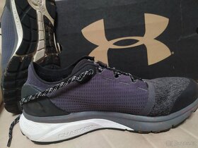 Zánovní běžecké boty Under Armour Charger Bandit 2 (42,5 EUR - 3