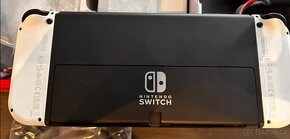 Prodám Nintendo Switch OLED 64 GB+8 her - 3