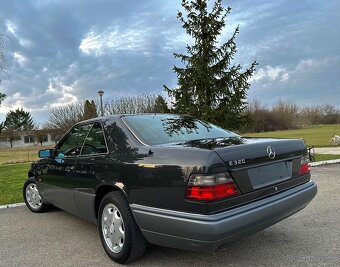 Mercedes W124 COUPE E320 V6 manuál • 61.663 km • dovoz IT • - 3