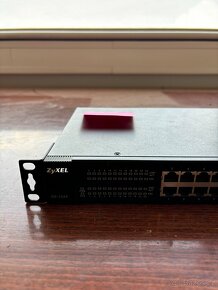 Serverový switch Zyxel GS1524 - 3