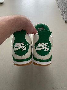 Jordan 4 Retro SB Pine Green - 3