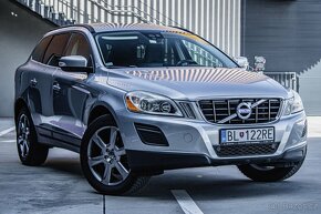 Volvo XC60 D3 AWD Momentum Geartronic - 3