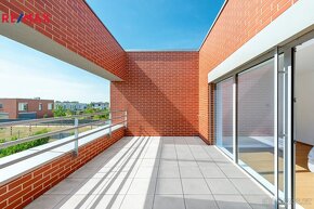 Krásný rodinný dům 6+kk 274 m², novostavba, pozemek 704 m², - 3