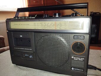 Radiomagnetofon Hitachi - 3