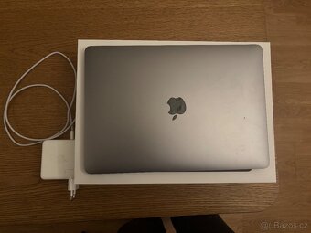 Apple MacBook Pro 13,3" M1 (v záruce) - 3