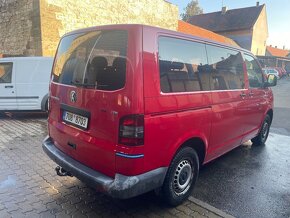 VW Transporter 9mist 2004 po servisu - 3