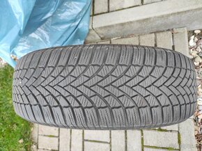 SADA ZIMNÉ PNEU BRIDGESTONE 215/65R17 - 3