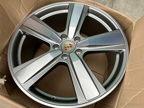 PORSCHE CAYENNE alu kola 22" nové, originál  - 3