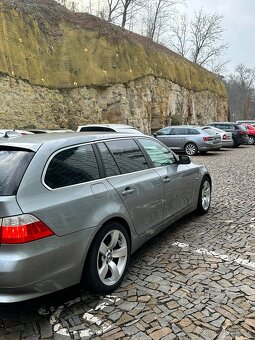 BMW E61 530D 173 kw 260 000 km - 3