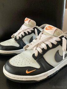 Nike Dunk Orange Mini Swoosh, vel. 38 - 3