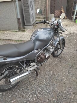 Yamaha xj600n - 3