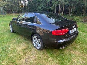 Audi A4 B8 2.0 TDI 105kw 192tkm.Manual Servis - 3