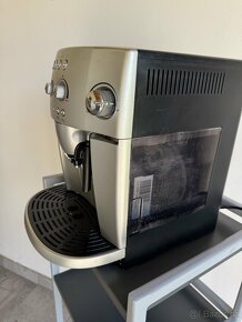 Plnoautomatický kávovar DeLonghi Magnifica - 3