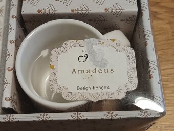 SADA DESIGNOVÝCH HRNKŮ NA KÁVU AMADEUS FRANCIE - 3