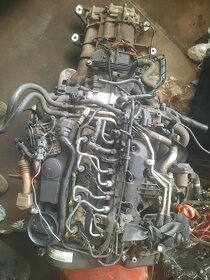 motor + prevodovka 2.0tdi 105kw CAG audi - 3