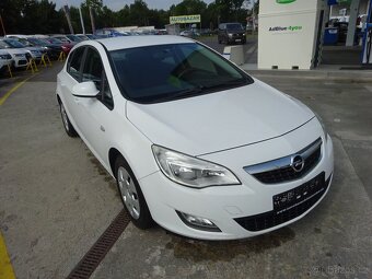 Opel Astra 1,3 CDTI - 3