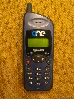 SAGEM MC 820 pro sběratele velmi dobrý stav ~ rok 2000 - 3