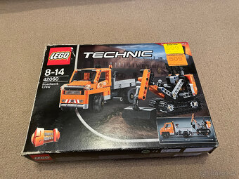 LEGO Technic 42060 Silničáři - 3