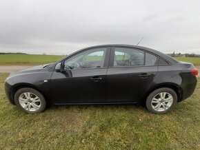 Chevrolet Cruze 1,6 83 kw benzín,12/2009, 151 tkm - 3