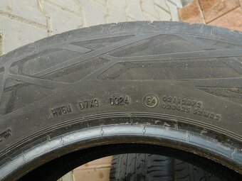 Prodám pneu 215/60 R16 - 3