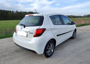 Toyota yaris 1.3, automat - 3