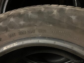 Continental Premium Contact 6. 215/65 R17 - 3