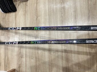 ✅REPASOVANÉ CCM TRIGGER 9 PRO - FIALOVÉ - P29 - 169-173 CM ✅ - 3