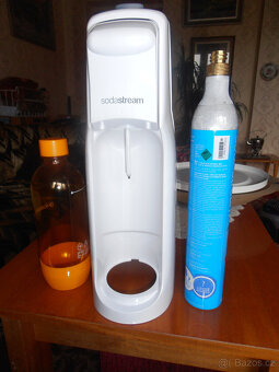 SODASTREAM  VÝROBNÍK SODOVKY - 3