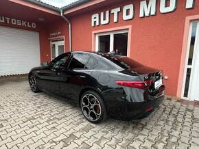 Alfa Romeo Giulia 2.0 Turbo Veloce - automatická převodovka - 3