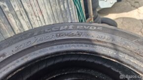 Prodám 2 zimní pneu HANKOOK 215/45/16,cena je za 2 kusy.Pouz - 3