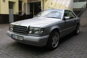 Mercedes-Benz 124 300 CE - 3
