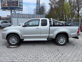 Toyota Hilux 2.5 D-4D 4x4 serviska, navi. - 3