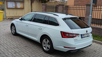 Škoda Superb 2.0 TDI 110kW Style Combi DSG 06/2017 - 3