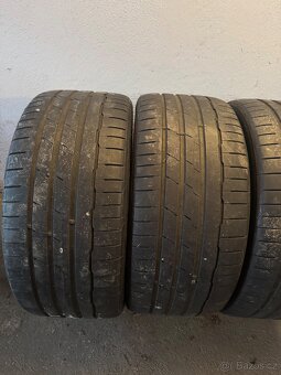 235/35R19 91Y - 3