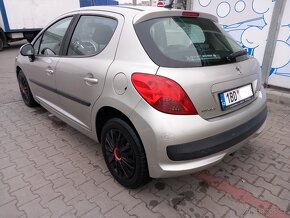 Peugeot 207 Hatchback 1.4i , 65kW. Klima. Tažné zařízení - 3