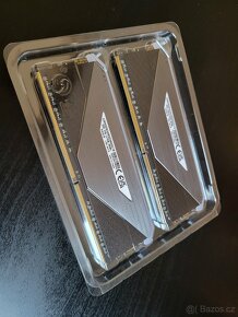 RAM Corsair vengeance RBG RT | 32GB 3600MHz - 3