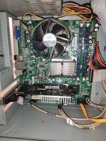 Core 2Duo E8400 3.0 GHz,4 GB Ram, MSI 8400GS 512MB,250Gb HDD - 3