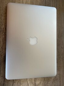 MacBook AIR 13 inch, i5 ,1.7GHz ,4GB RAM/,128GB SSD - 3