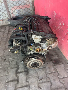 MOTOR 1,8 16V 81KW LFY PEUGEOT 406 306 CITROEN - 3