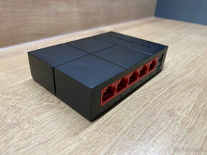 Mercusys MS105G switch - 3