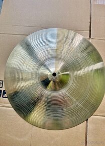 Zildjian 14" Ouick Beat hi hat. - 3