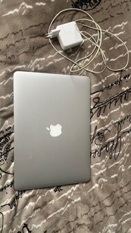 Macbook Air 13.3” - 3